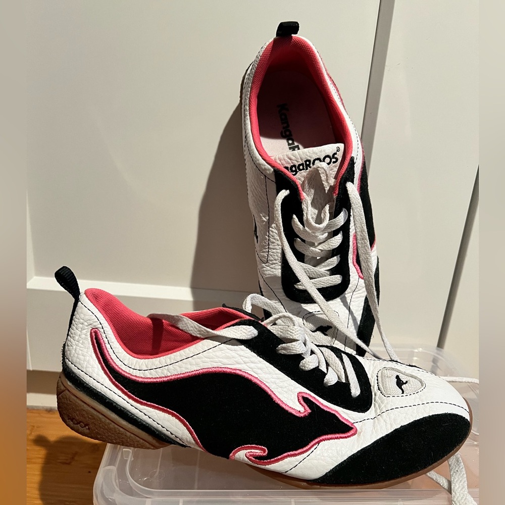 KangaROOS sneakers- brand new never worn sz 8.5 women’s Limbo22